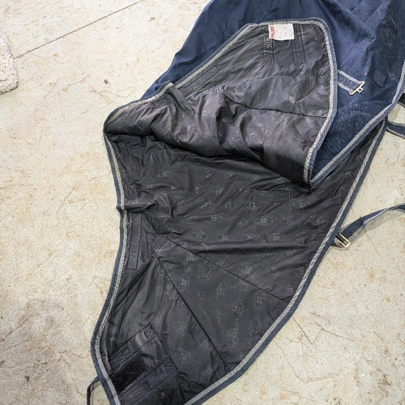 Schneiders v-free light/fleece lined blanket (100g fill equivalent) size 74 - Picture 3 of 3